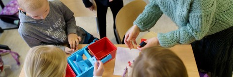 Skolelever har undervisning